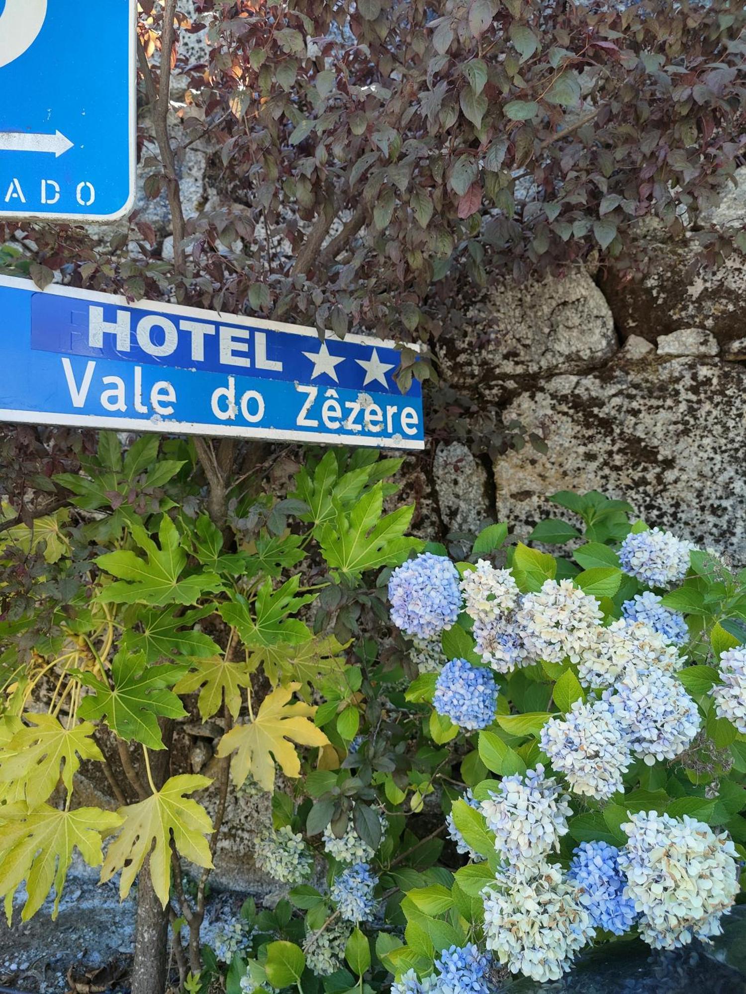 Vale Do Zezere Hotel Manteigas Exterior foto